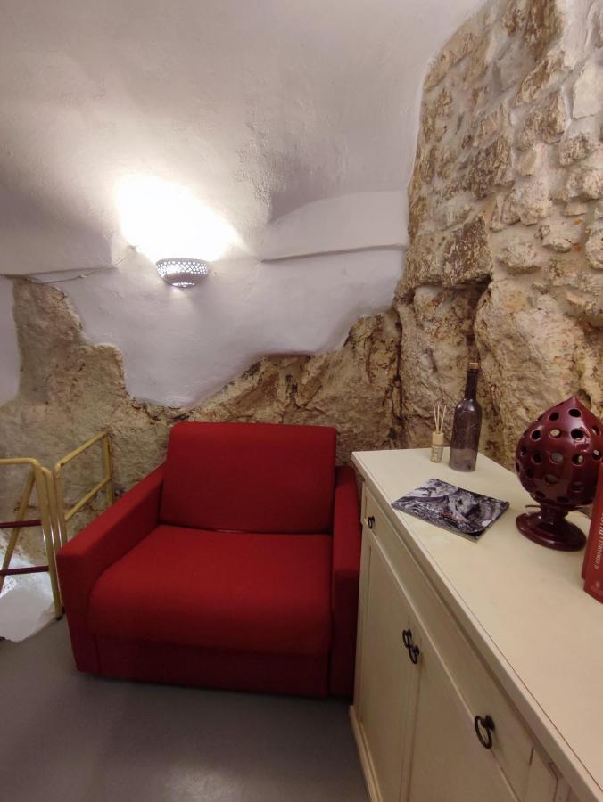 Ostuni- Casa Cisterna Porta San Demetrio Apartment ภายนอก รูปภาพ